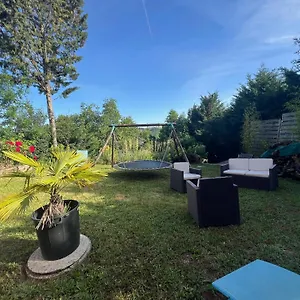  Hébergement de vacances Indépendant Avec Jardin à Rodez Aveyron France